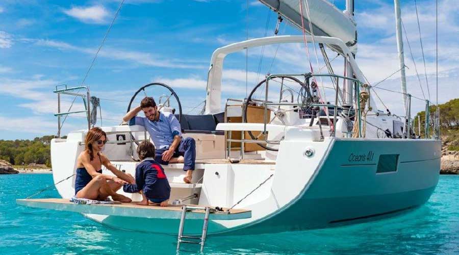 /Images/media_news/beneteau-oceanis-41-1-review-image1.jpg